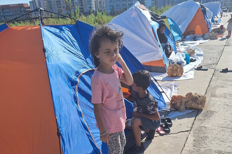 Podpora vzdělávání v Libanonu se mění na humanitární pomoc 