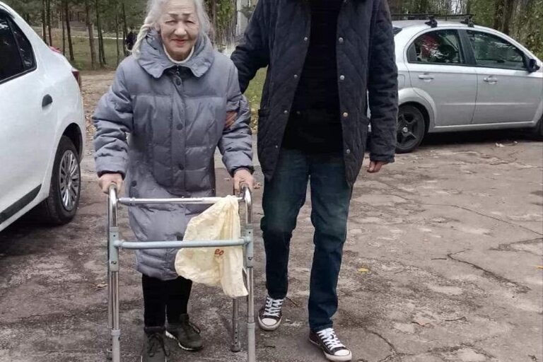 Různorodá pomoc na Ukrajině 
